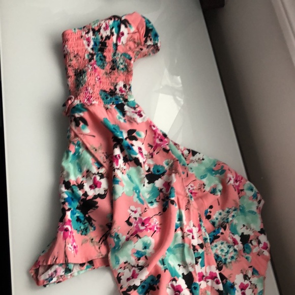 Jumpsuit - Picture 3 of 3